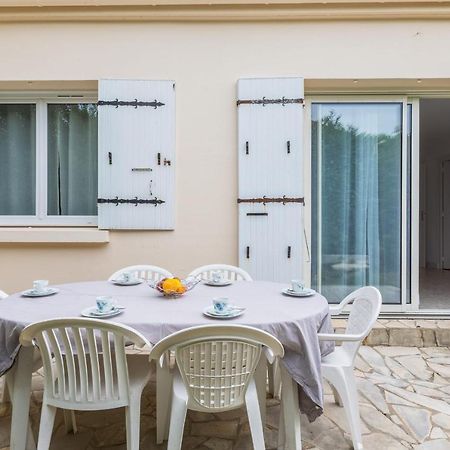 Maison Des Demoiselles - Welkeys Puilboreau Bagian luar foto